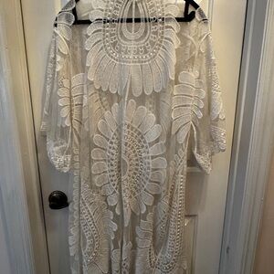 Elegant Lace Cover-Up Caftan KIMONO from Designer Studio One Size BEAUTIFUL !